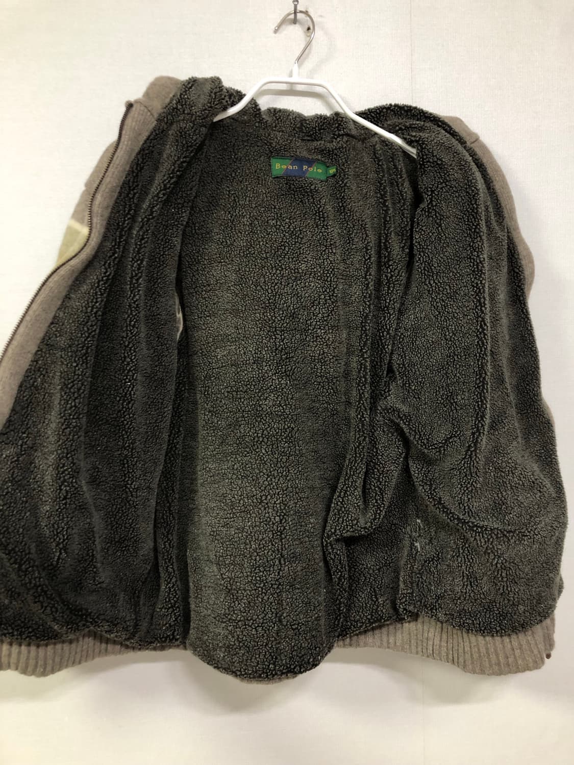 빈폴 여성 두툼한 양털 퀼팅 안감 니트 후드집업 _ 코코아 상품이미지8