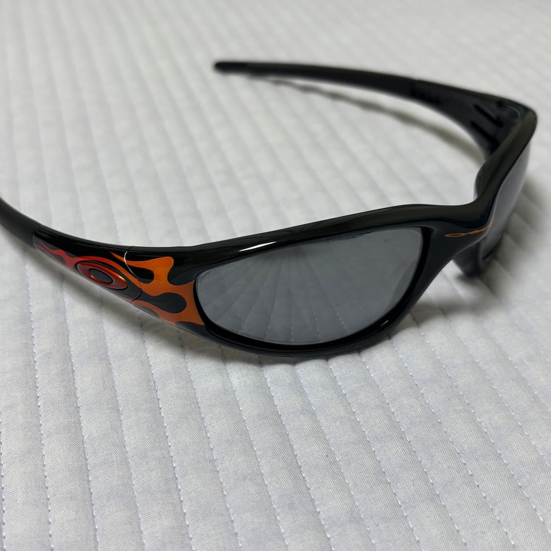 오클리 선글라스 1999 스트레이트 자켓 플레임 상품이미지1