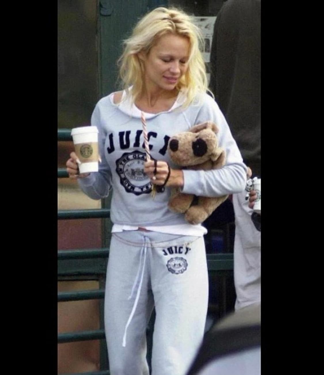 Y2K 쥬시 꾸뛰르 레드 오프숄더 스웻셔츠 맨투맨 티셔츠 상품이미지4