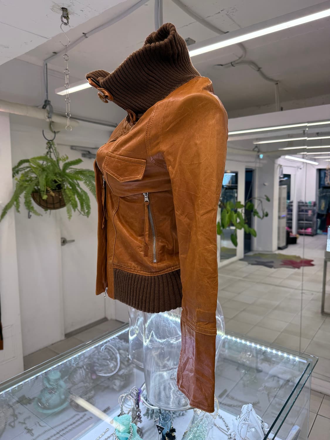 bold knit cuff leather jacket 상품이미지3