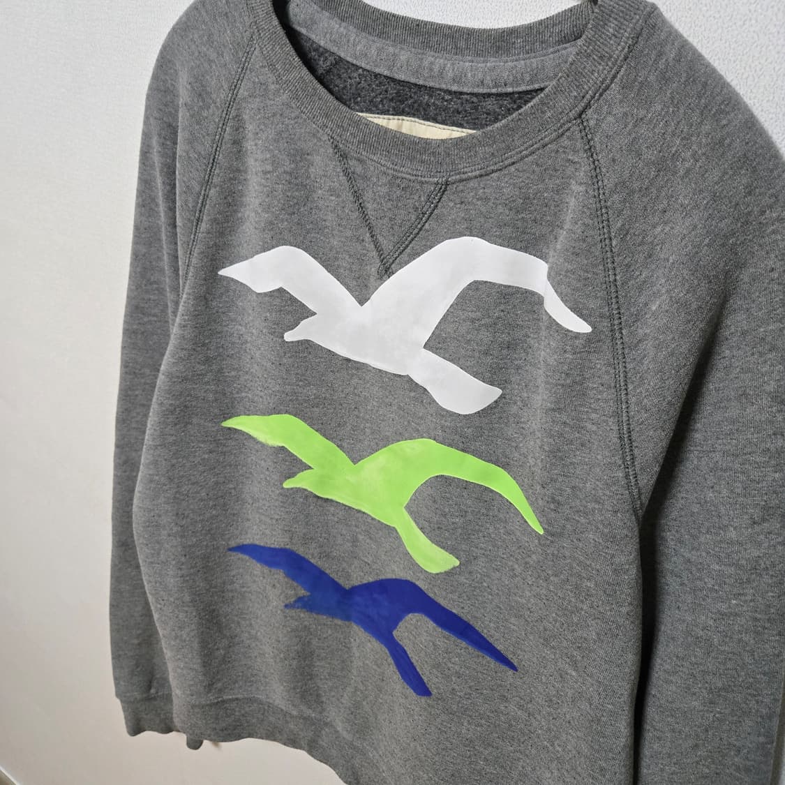 홀리스터 y2k 멀티로고 스웻셔츠  상품이미지4