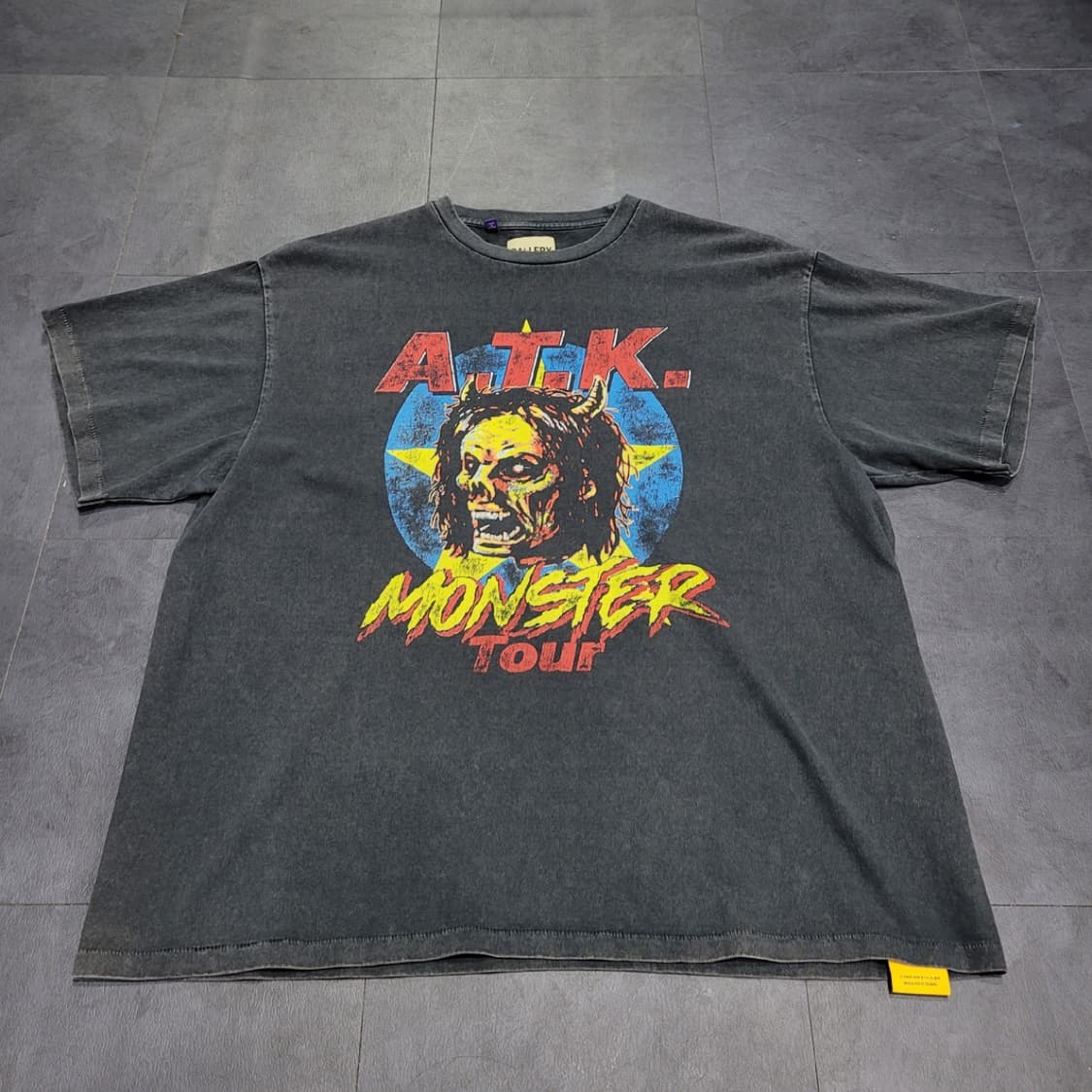 갤러리 디파트먼트 ATK 몬스터 투어 반팔 XL 상품이미지1