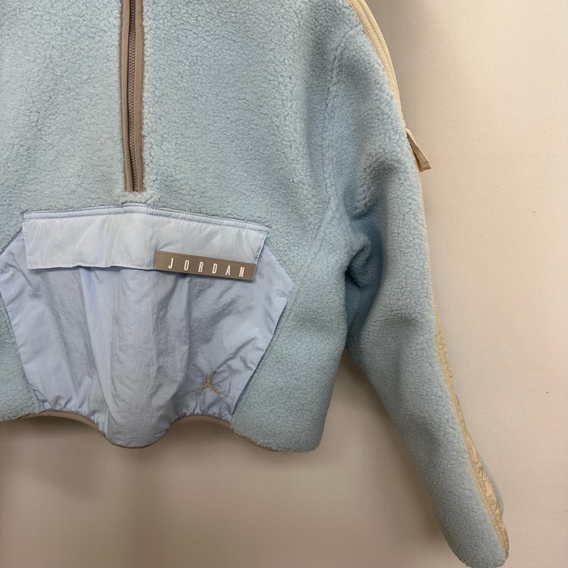 조던 여자 뽀글이 크롭 후드티 L  UO 상품이미지4