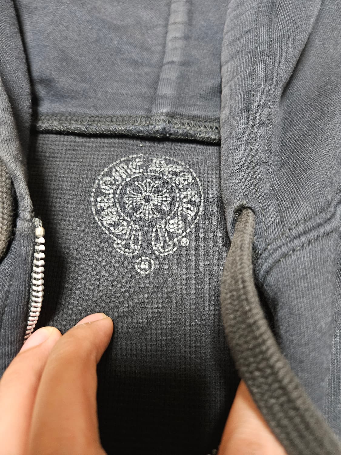 [M] 크롬하츠 스크롤라벨 헤비웨이트 후드집업 상품이미지6