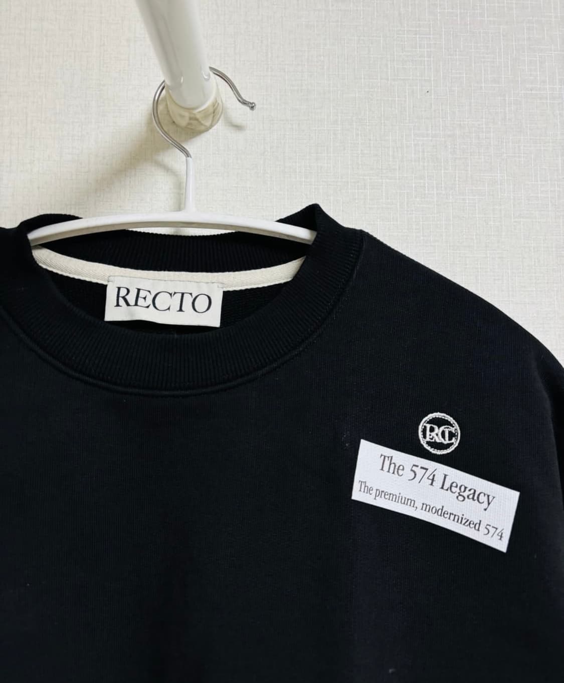 렉토 크롭 맨투맨 상품이미지2