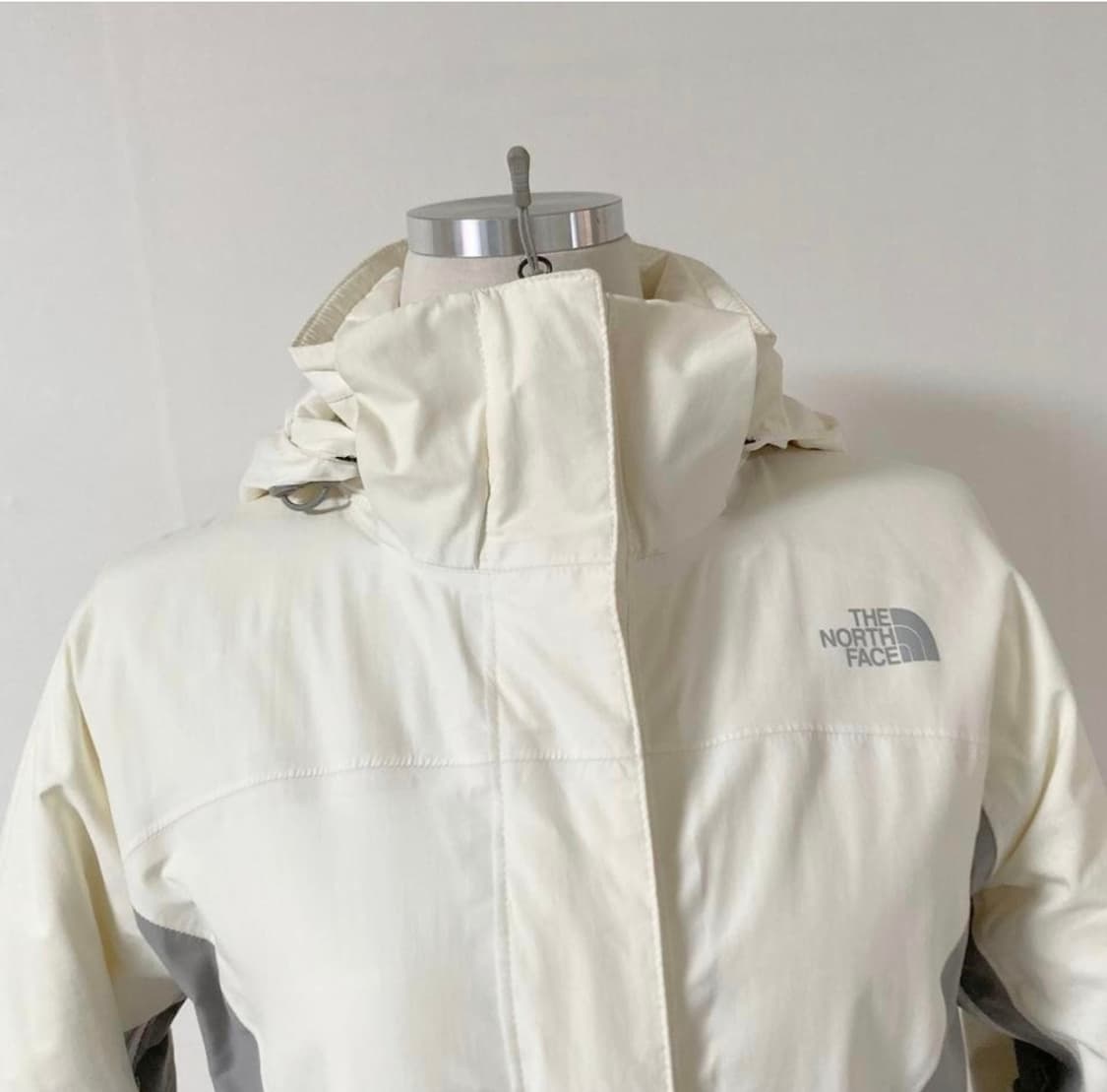 노스페이스경량패딩 상품이미지2