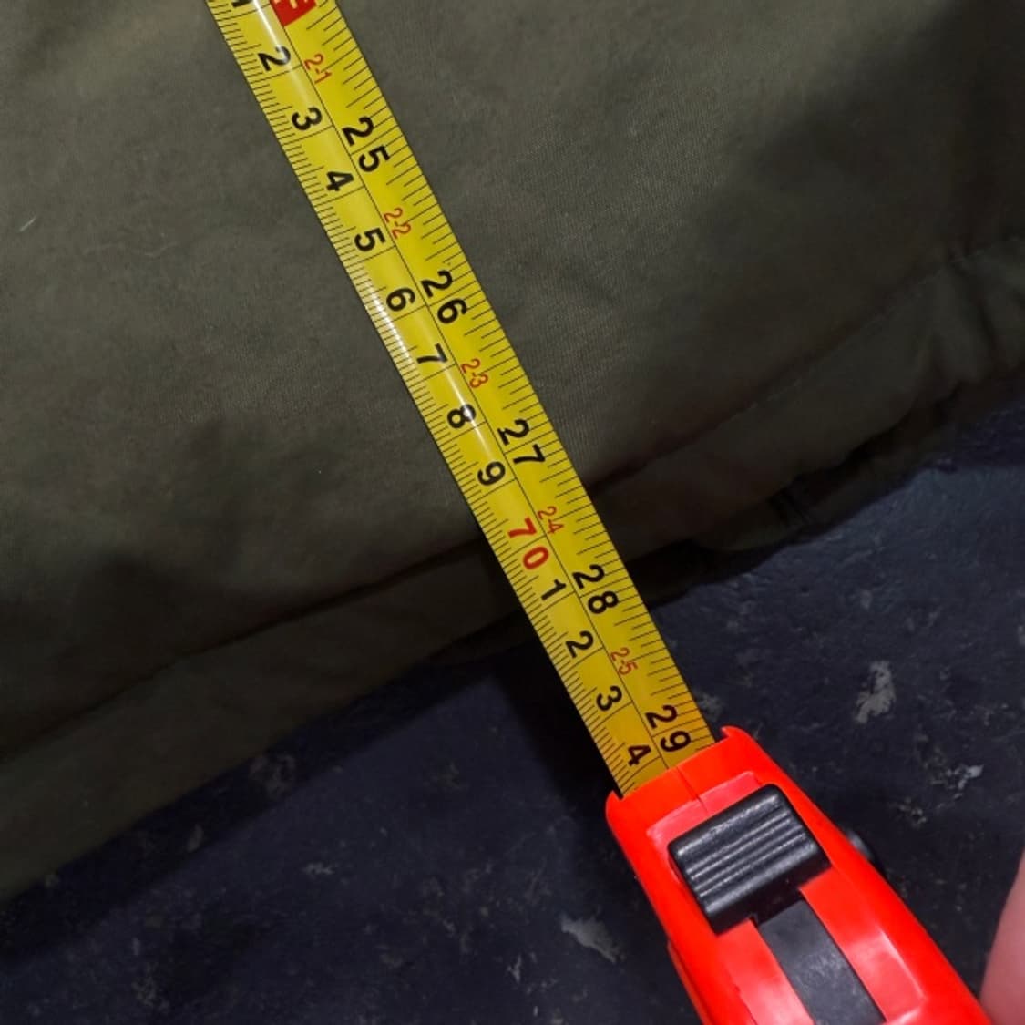 100 살로몬 덕다운 라쿤 패딩  상품이미지8