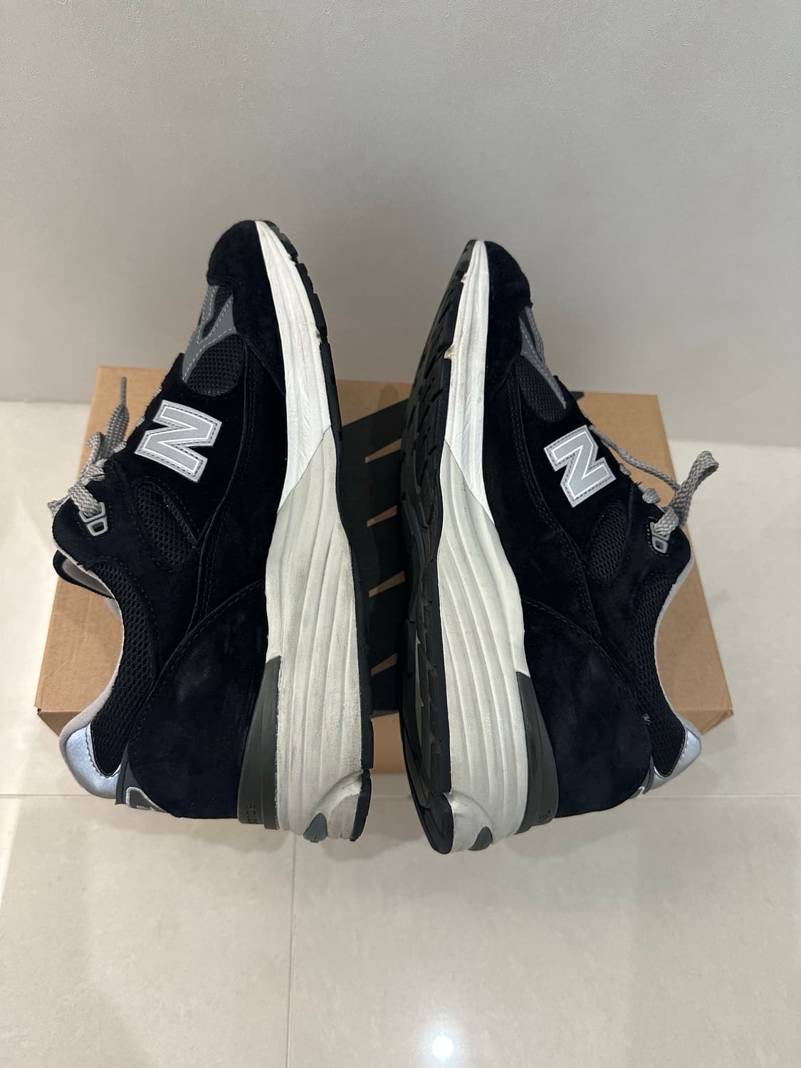 [USED][280] NEW BALANCE 991v2 BLACK 상품이미지5