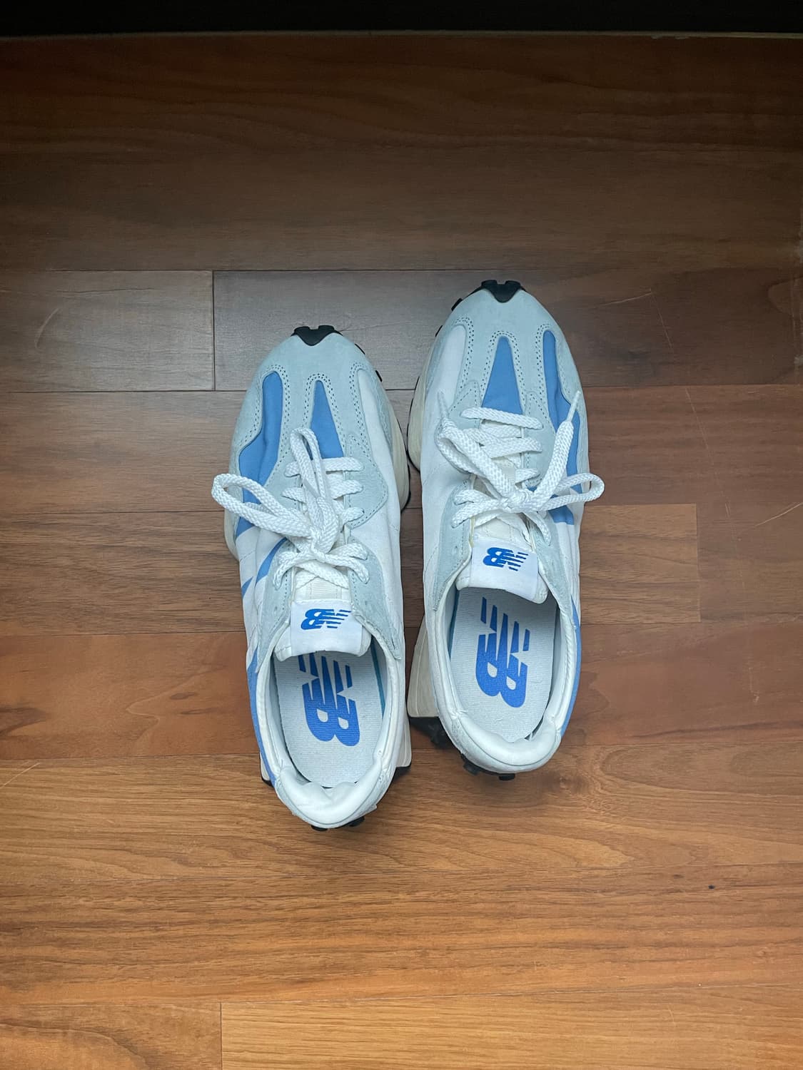 뉴발란스 327  상품이미지4