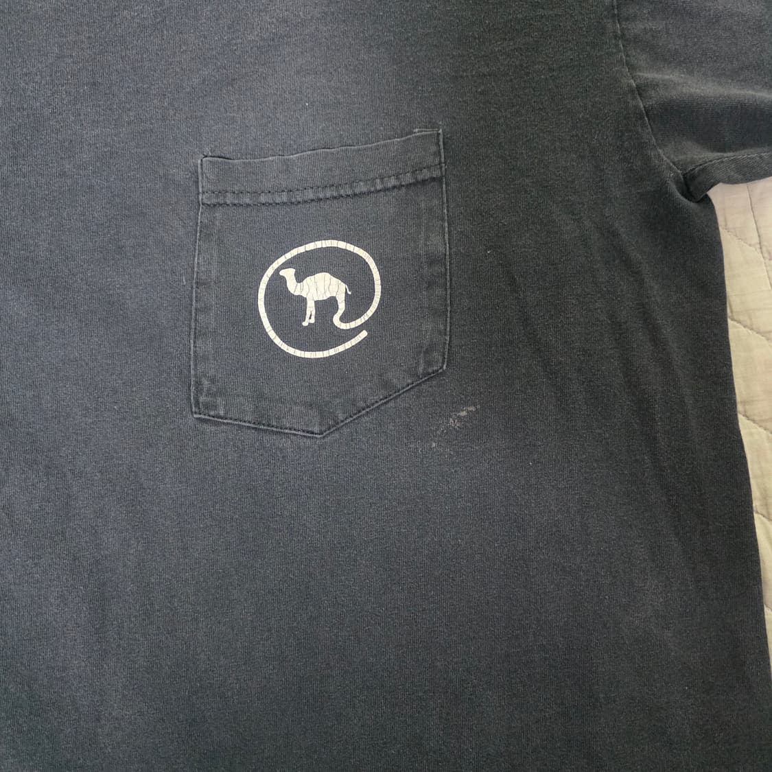 [XL] 90s 카멜 포켓 프로모 티셔츠 ver. 하드페이드 상품이미지2