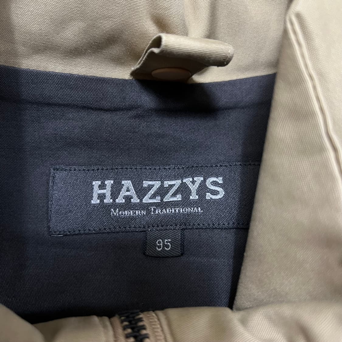 헤지스 자수로고 스탠드넥 바람막이 집업자켓 [베이지] M/95 상품이미지5