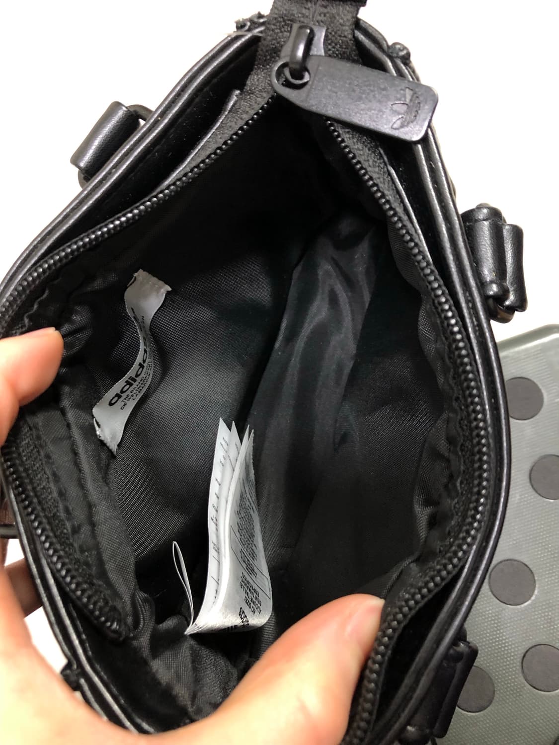 아디다스 OG x 세니아스나이더 레더 미니백 가방 _ 블랙 상품이미지8