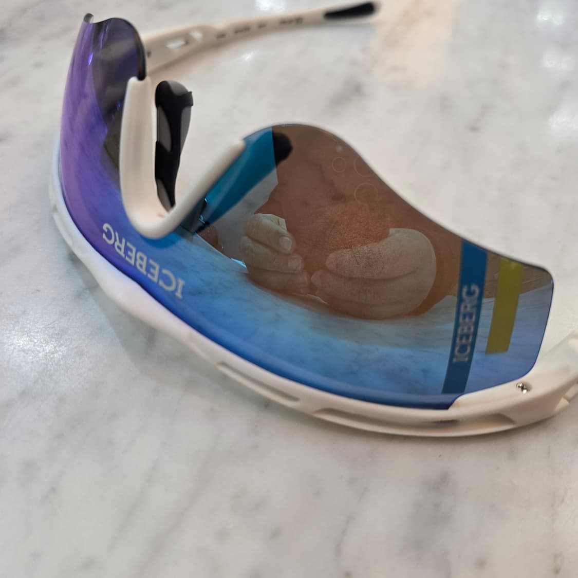 린다페로우 x 아이스버그 고글 6143 ICE/1/2 희귀템 상품이미지3