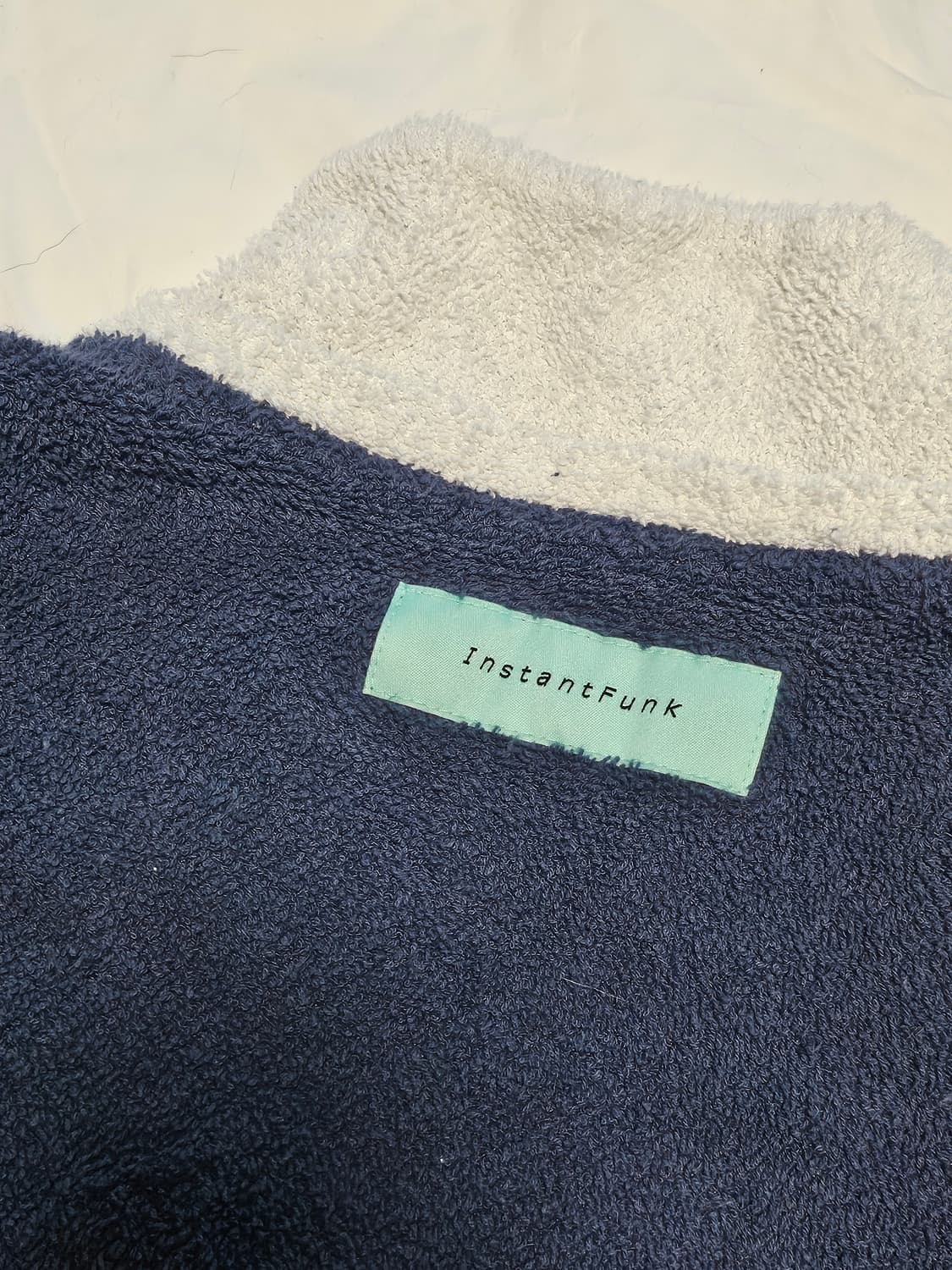 인스턴트펑크 브이넥 부클레 스웻셔츠 상품이미지7