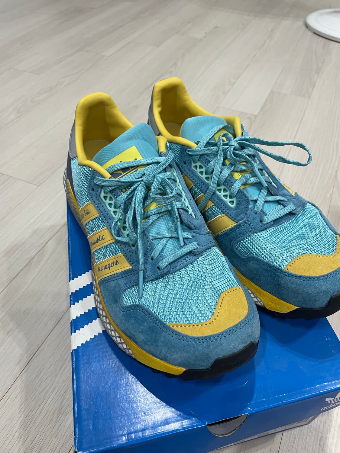 Adidas x Human Made Questar Light Aqua 상품이미지2