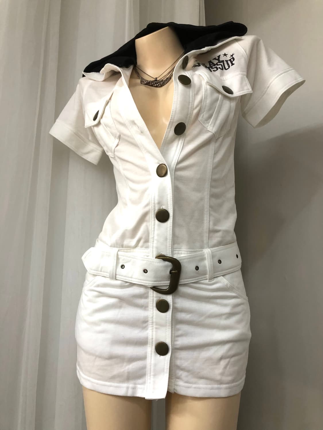 onee gyaru st logo white hood bodysuit 상품이미지4