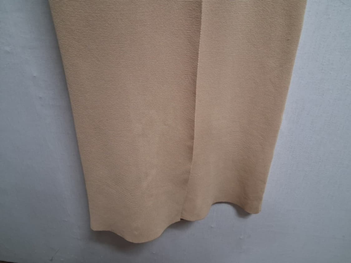 AZUL by MOUSSY 노란베이지 레이욘니트롱베슽 롱조끼 44XS
원 상품이미지4