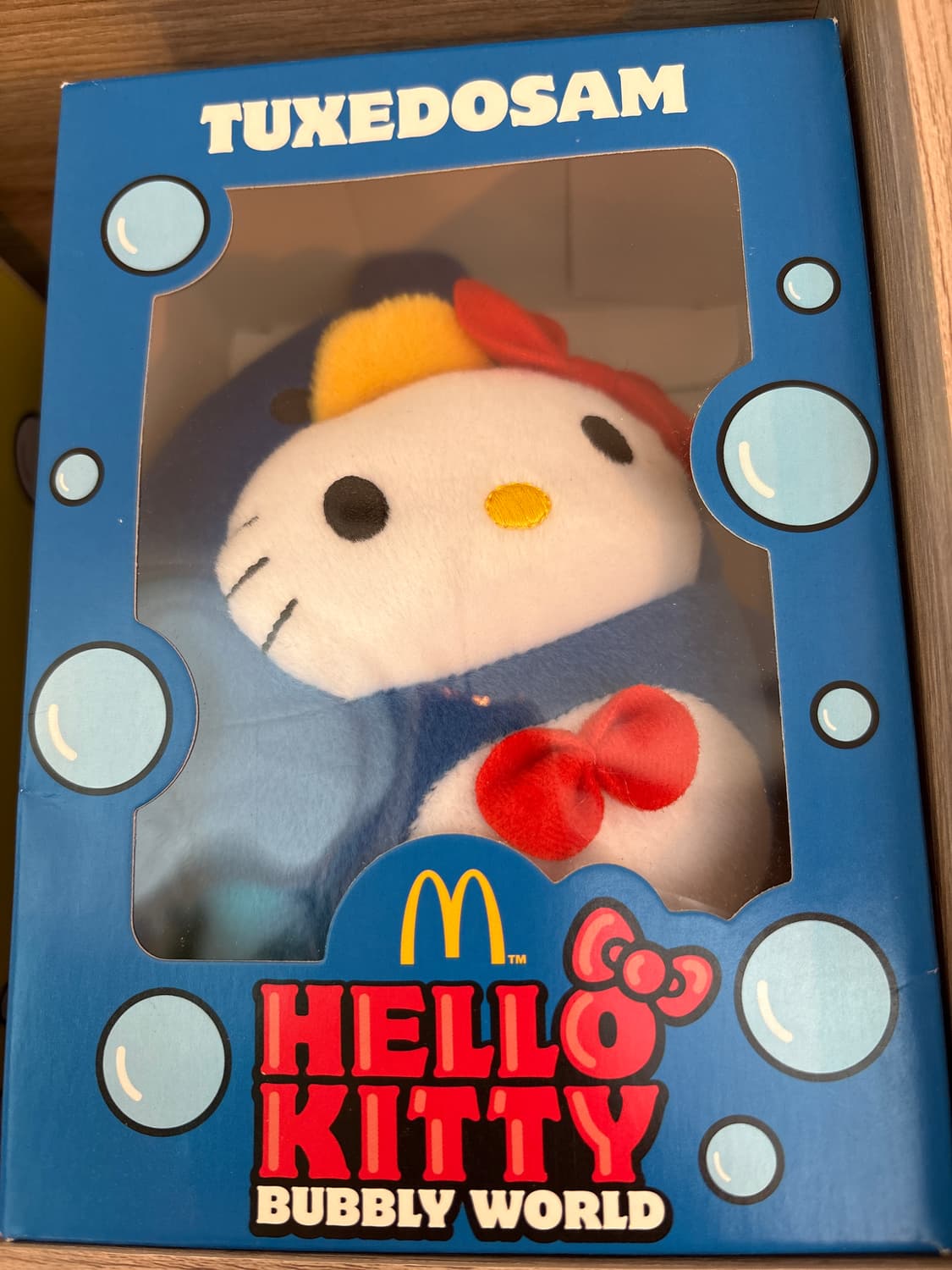 헬로키티 맥도날드 콜라보 상품이미지1