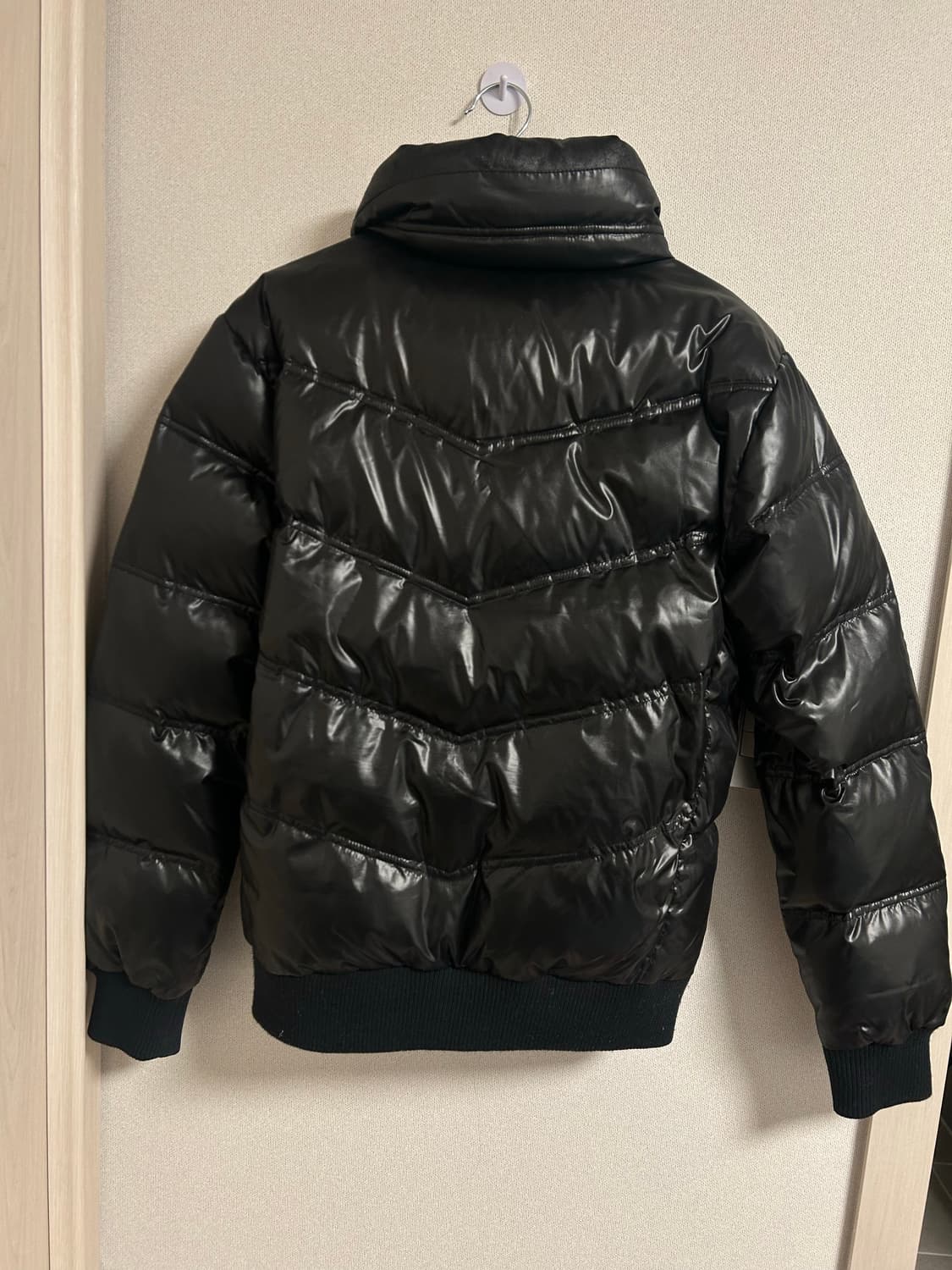 리바이스 블랙 숏패딩 상품이미지4