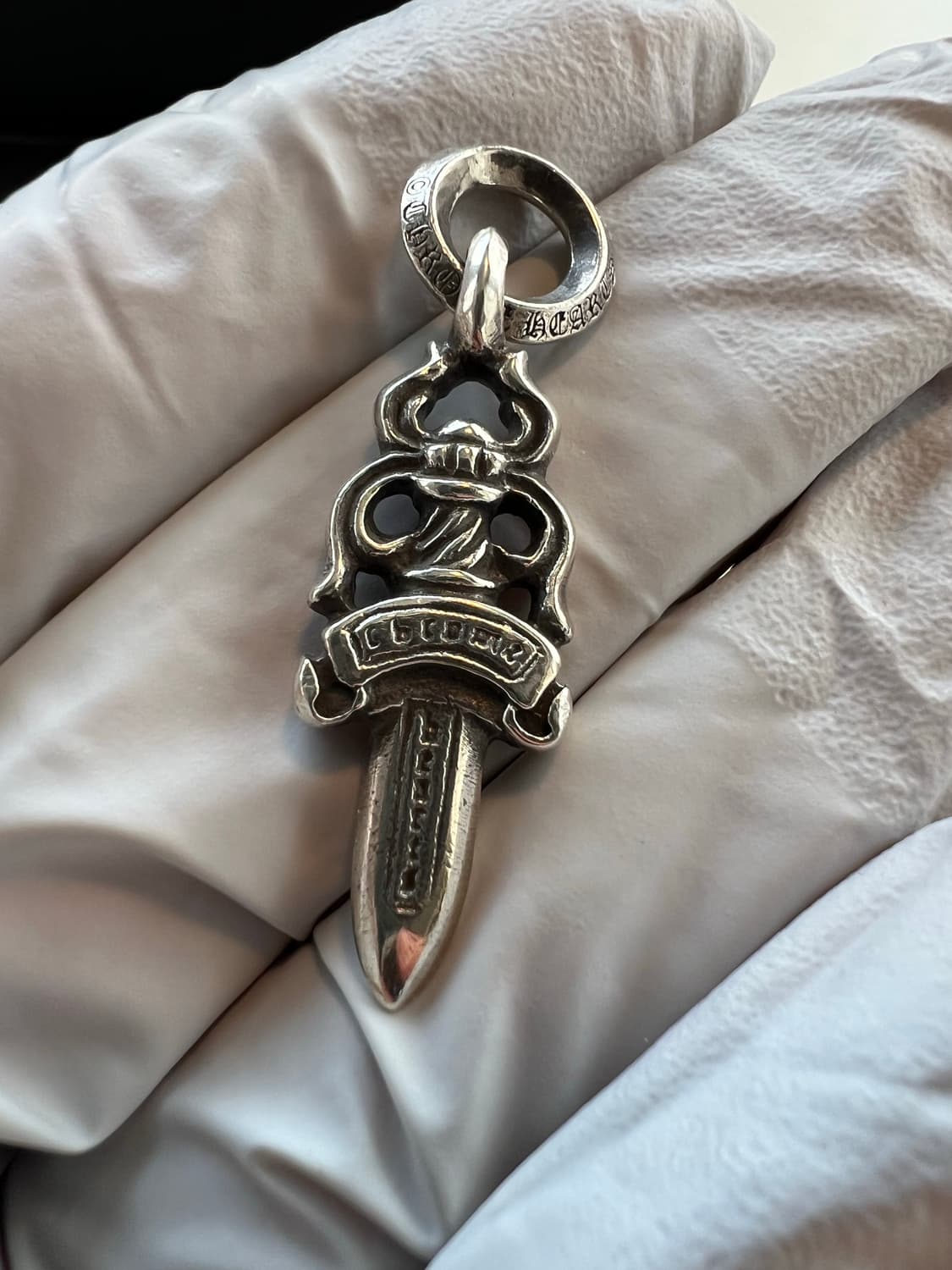 크롬하츠 5대거 펜던트 상품이미지3