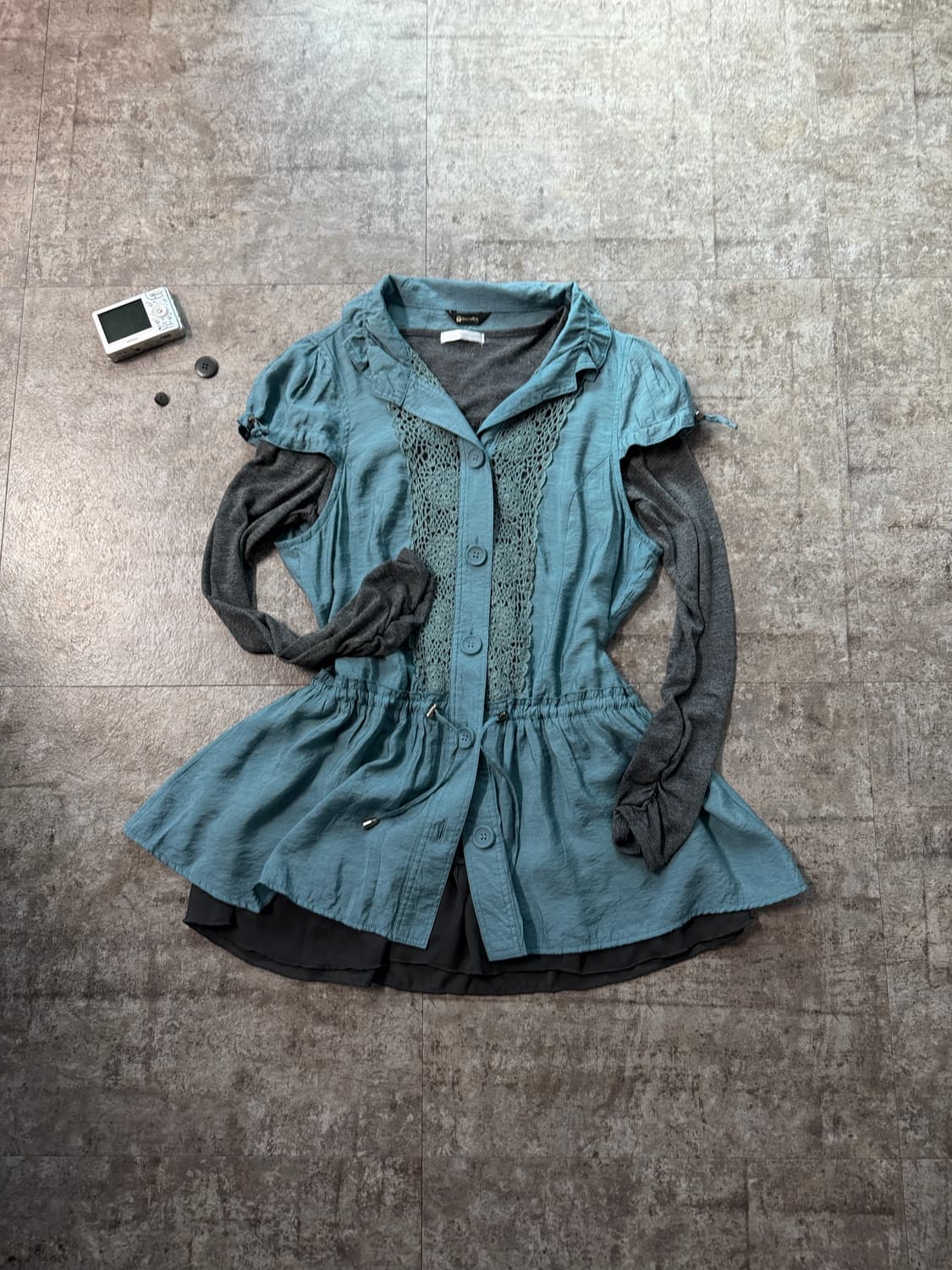 셔링 슬리브 러플 디테일 티 상품이미지6