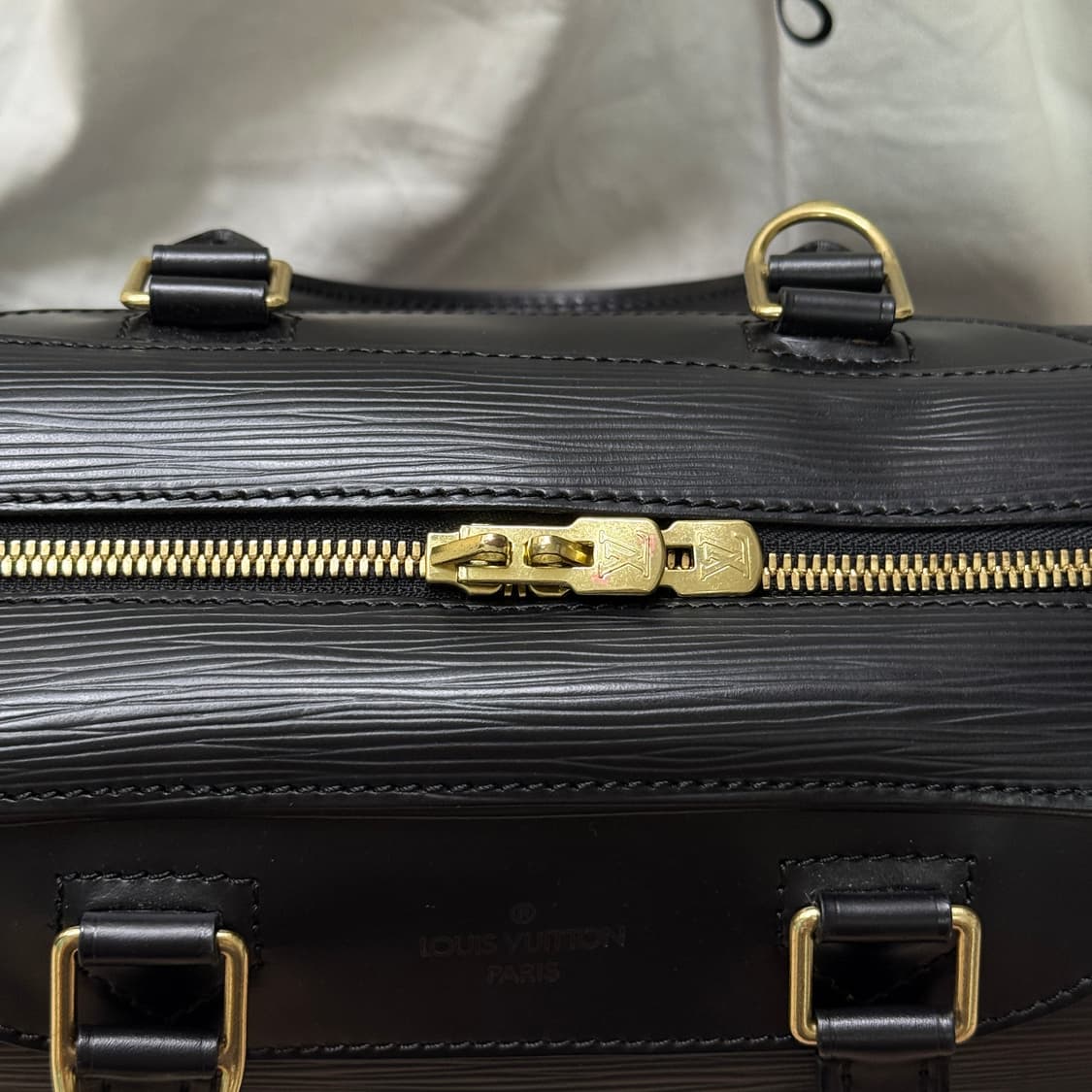 LOUIS VUITTON 루이비통 에삐 토트백 상품이미지9