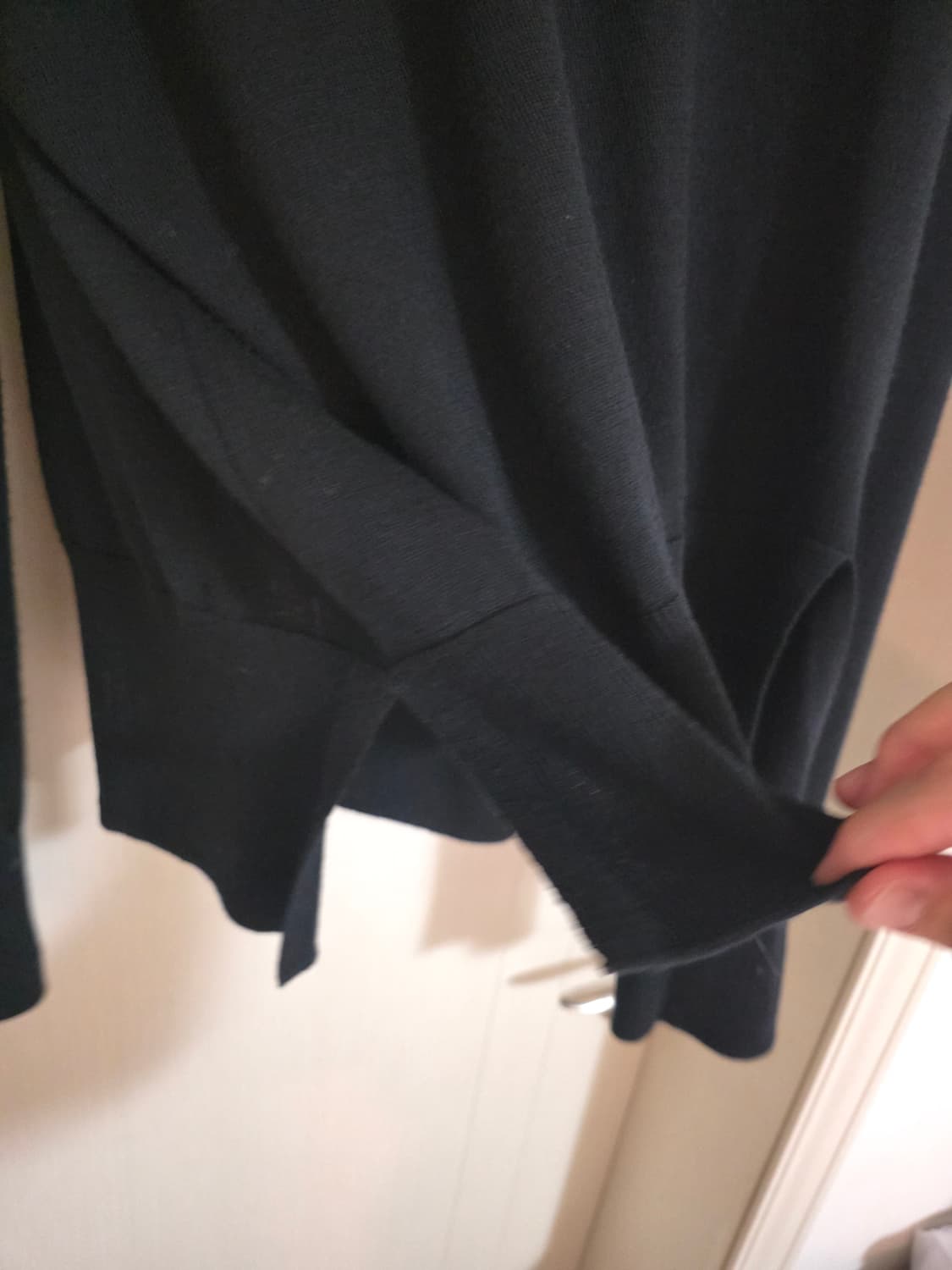 우영미 자수 절개 니트 상품이미지10