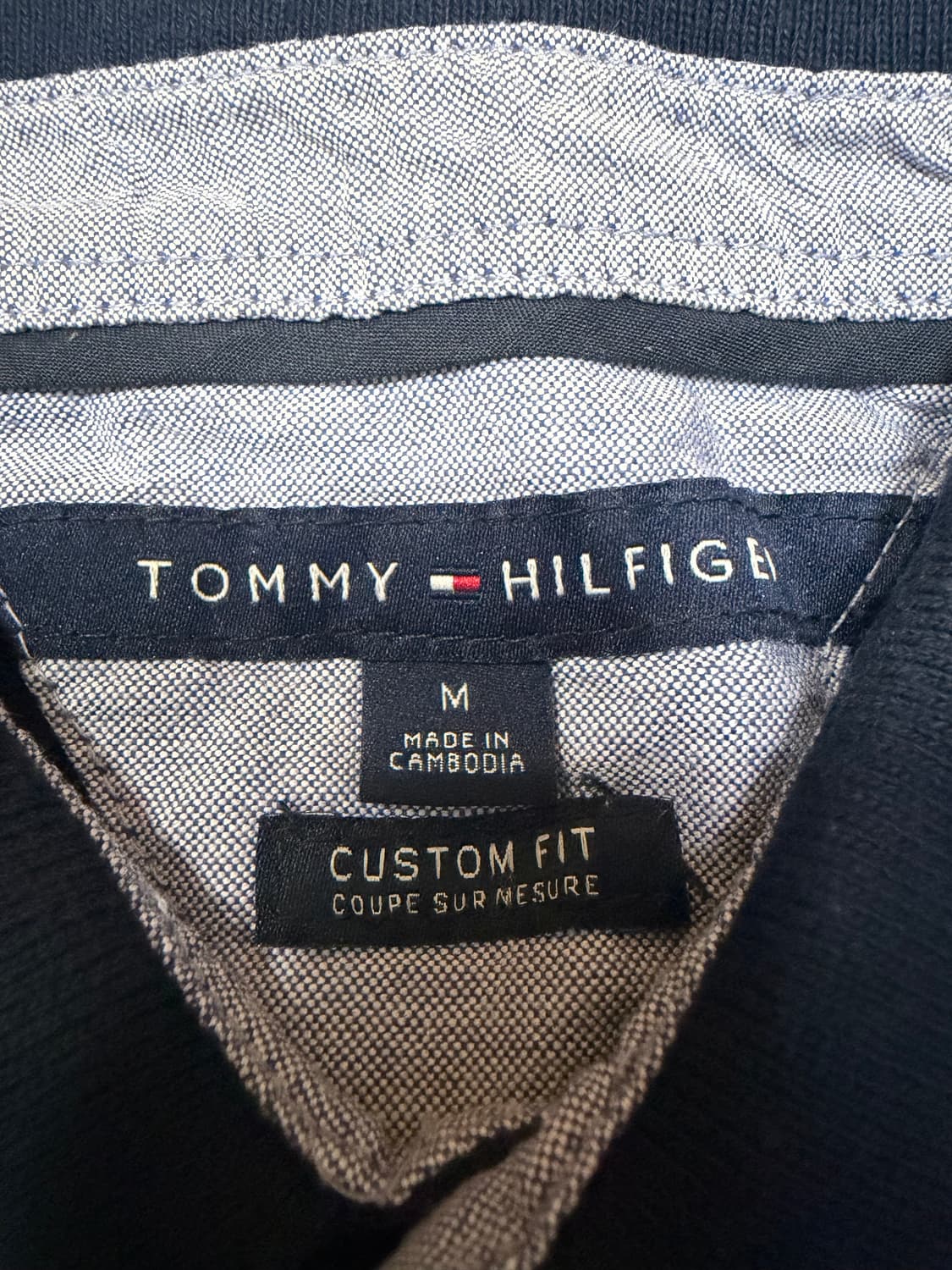 [M] 타미힐피거 커스텀 핏 반팔 네이비 카라티 상품이미지3