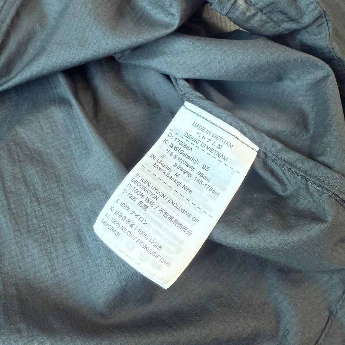 나이키 러닝 초경량바람막이 M 상품이미지5