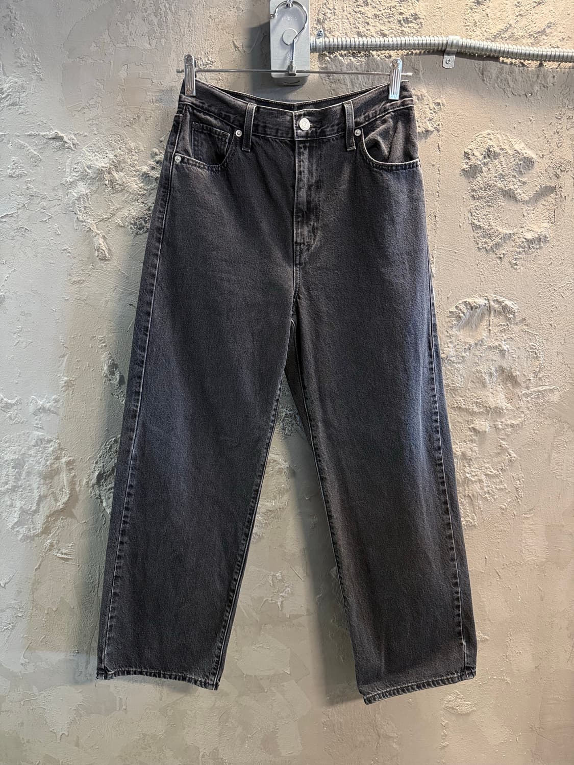 리바이스 LEVIS 하이웨이스트 스트레이트 데님 블랙 26 상품이미지1