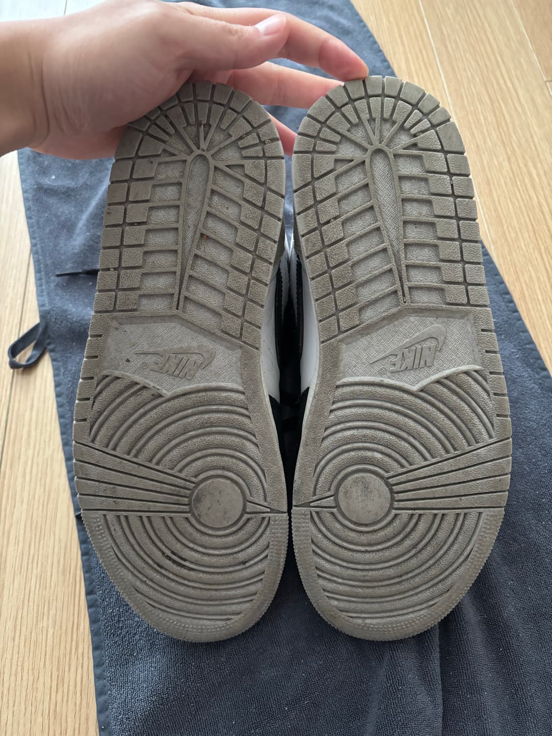 나이키 조던 1 레트로 하이 OG 블리치드 코랄 265-270 상품이미지5