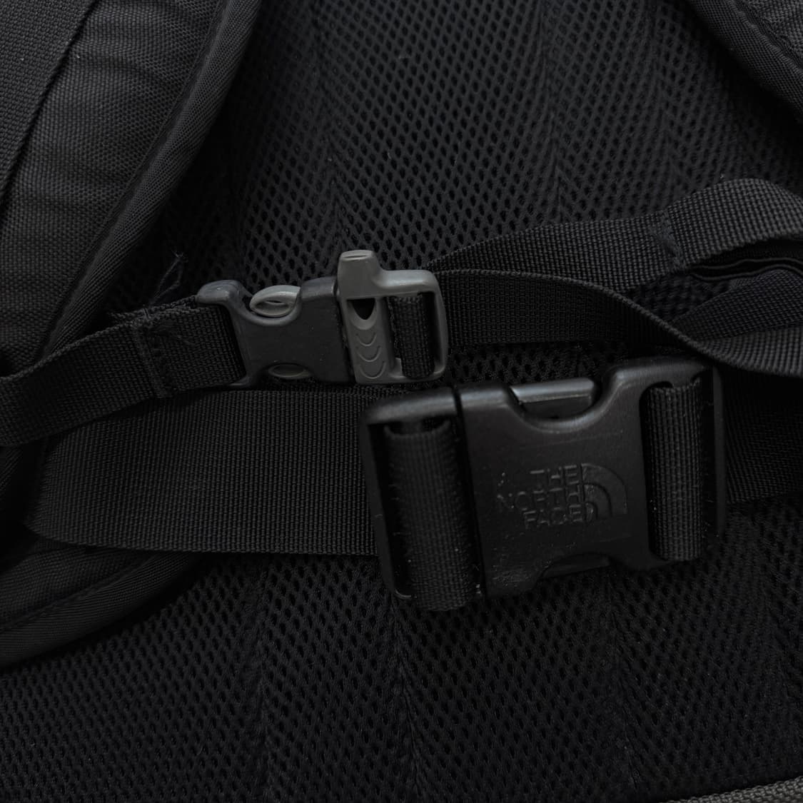 노스페이스 고프코어 보레알리스 그레이 테크니컬 백팩 상품이미지6