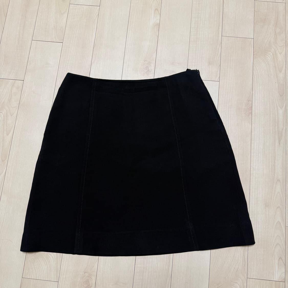 프라다 블랙 스커트  상품이미지1