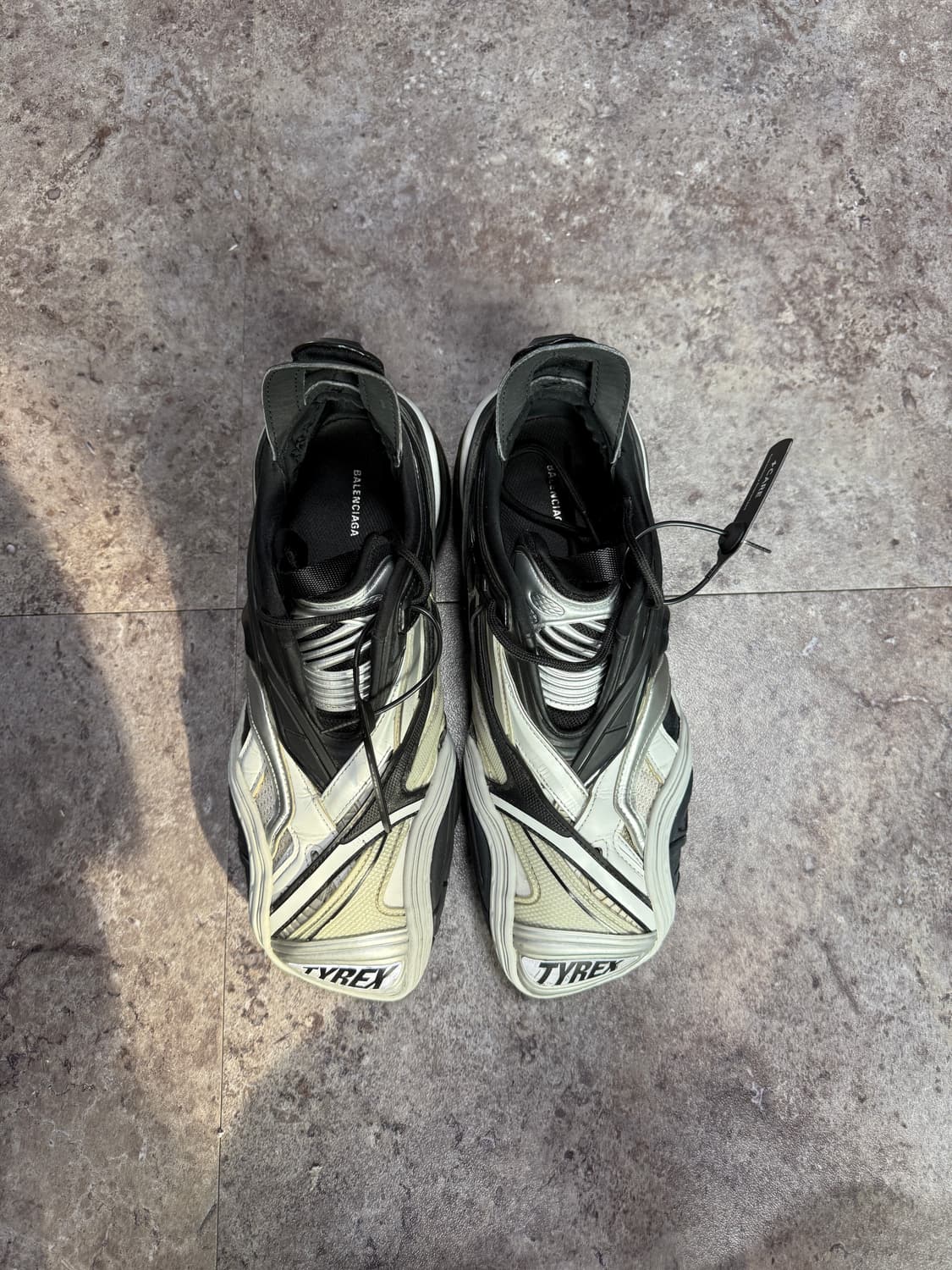 발렌시아가 타이렉스 41 상품이미지6