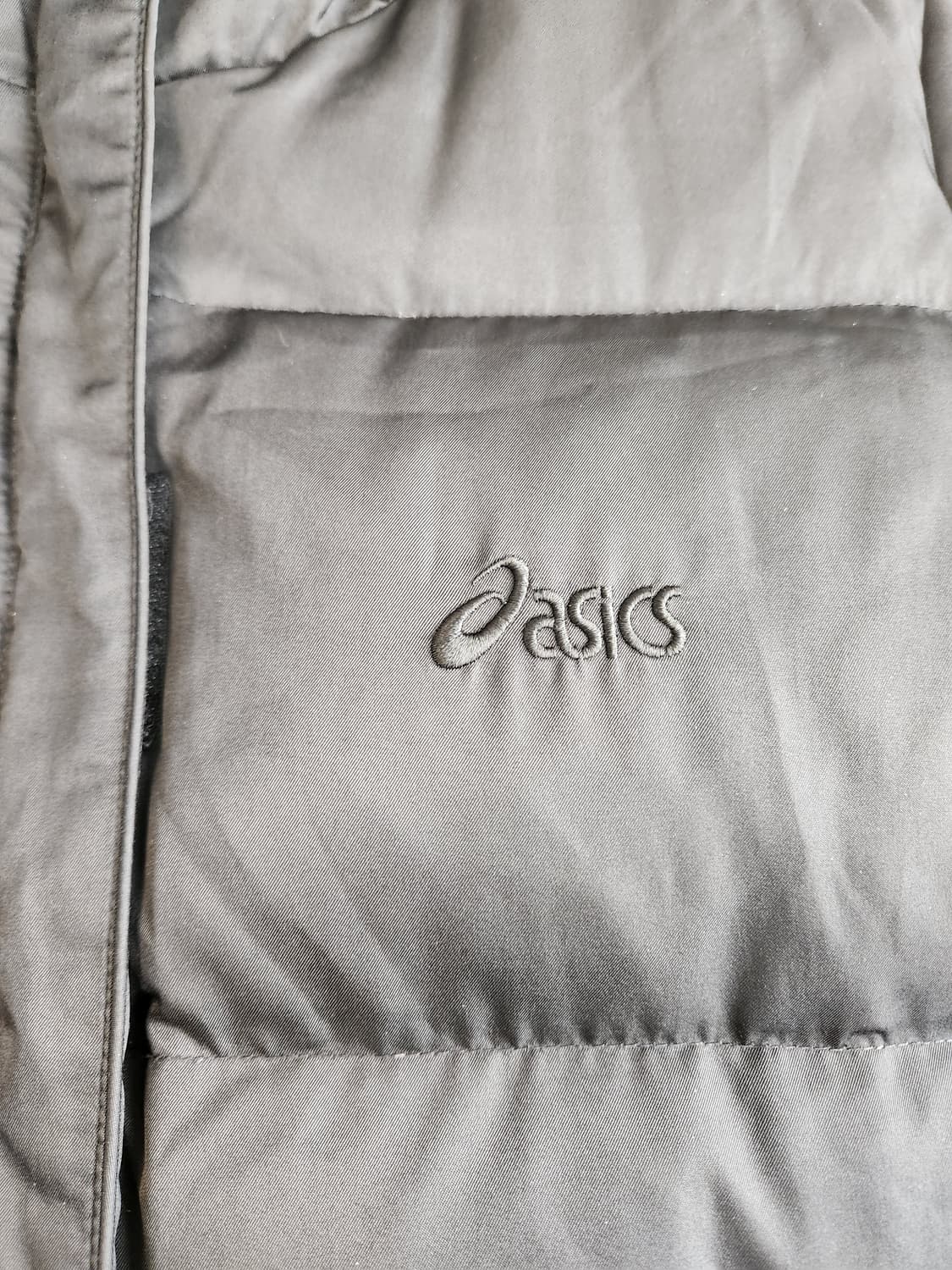 아식스 덕다운 패딩 사이즈95(m)

전체적으로 사용감 외에 오염없이 깨 상품이미지3