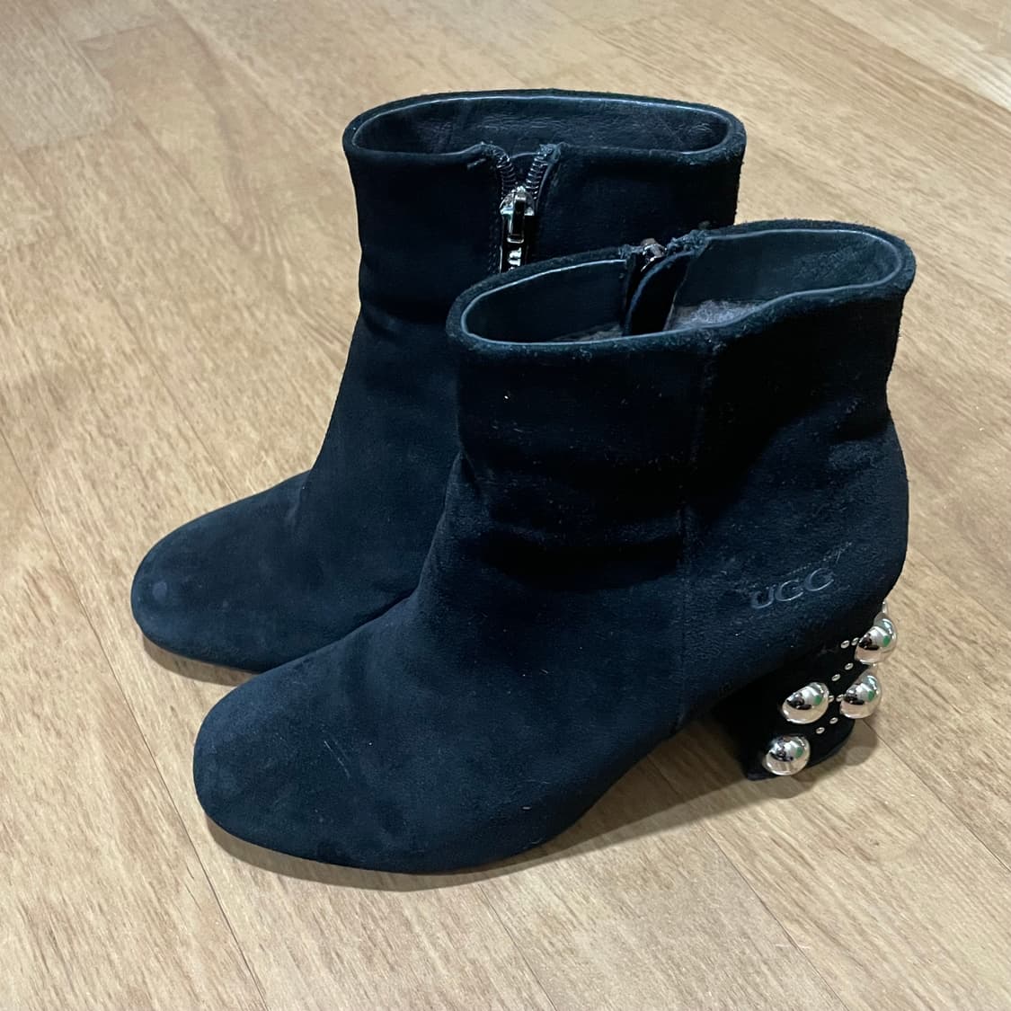 UGG 어그 스웨이드 앵클 부츠 250 상품이미지3