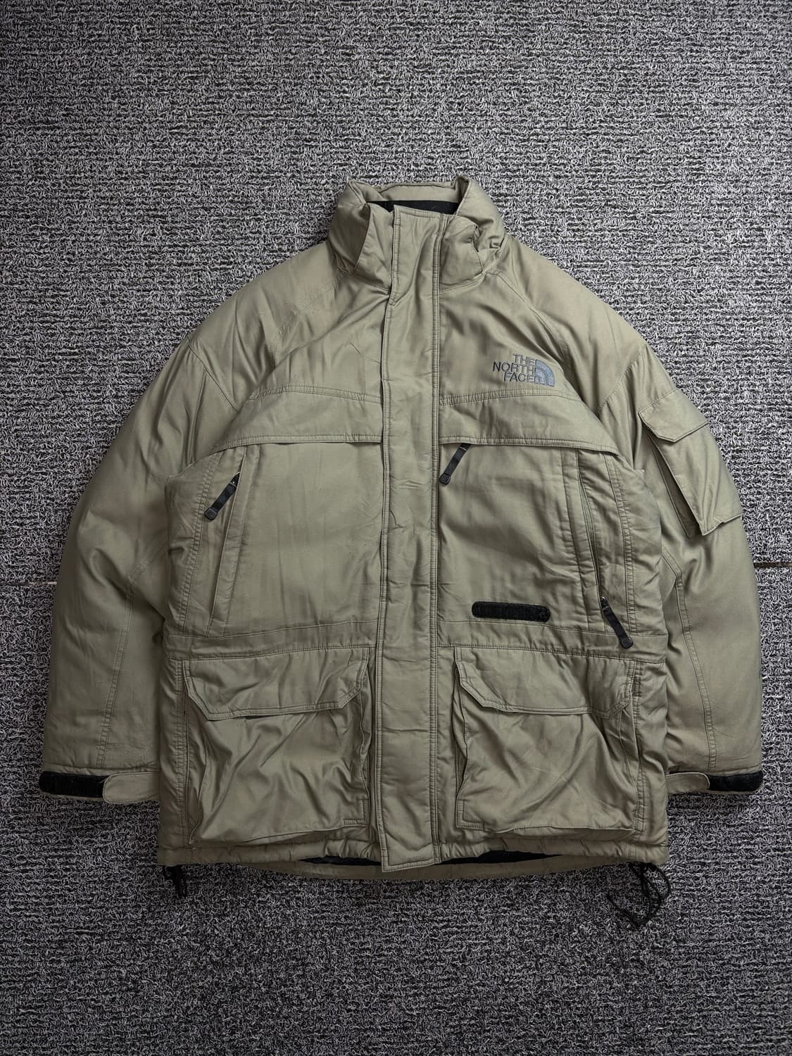 노스페이스 하이벤트 몬스터 마운틴 다운 파카 올리브 2090 상품이미지2