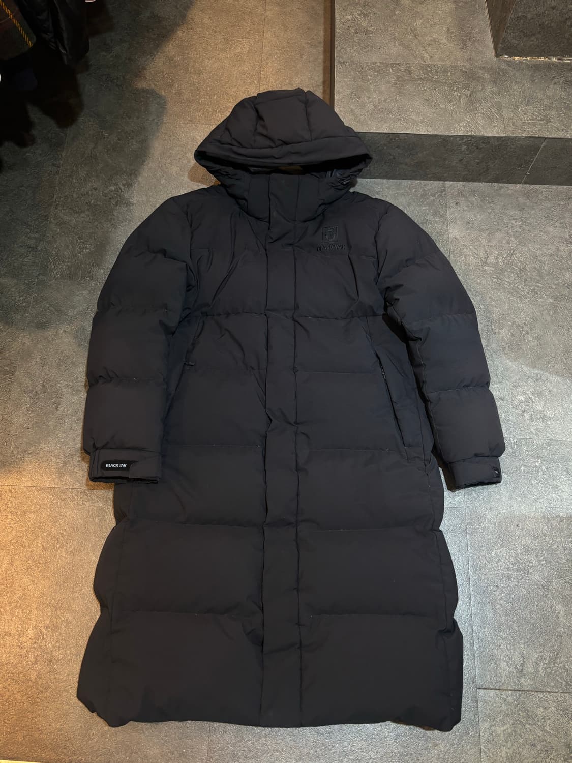 블랙야크 구스다운 롱패딩 블랙 110사이즈 상품이미지2