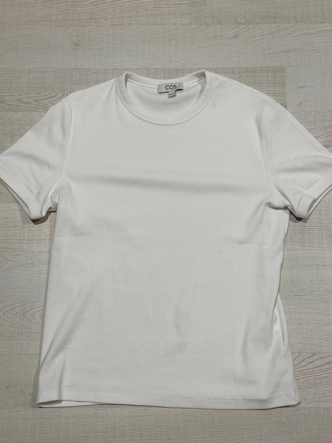 [L] 코스 슬림 리브드 반팔 티셔츠 상품이미지1