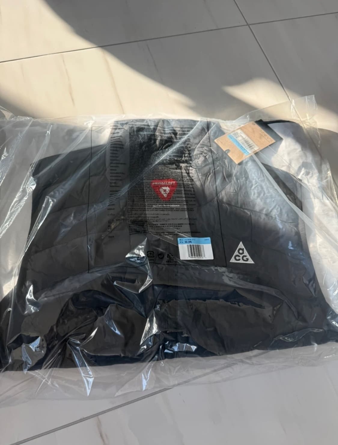 나이키 ACG 라바 플로우 패딩 베스트 M 새상품 상품이미지2