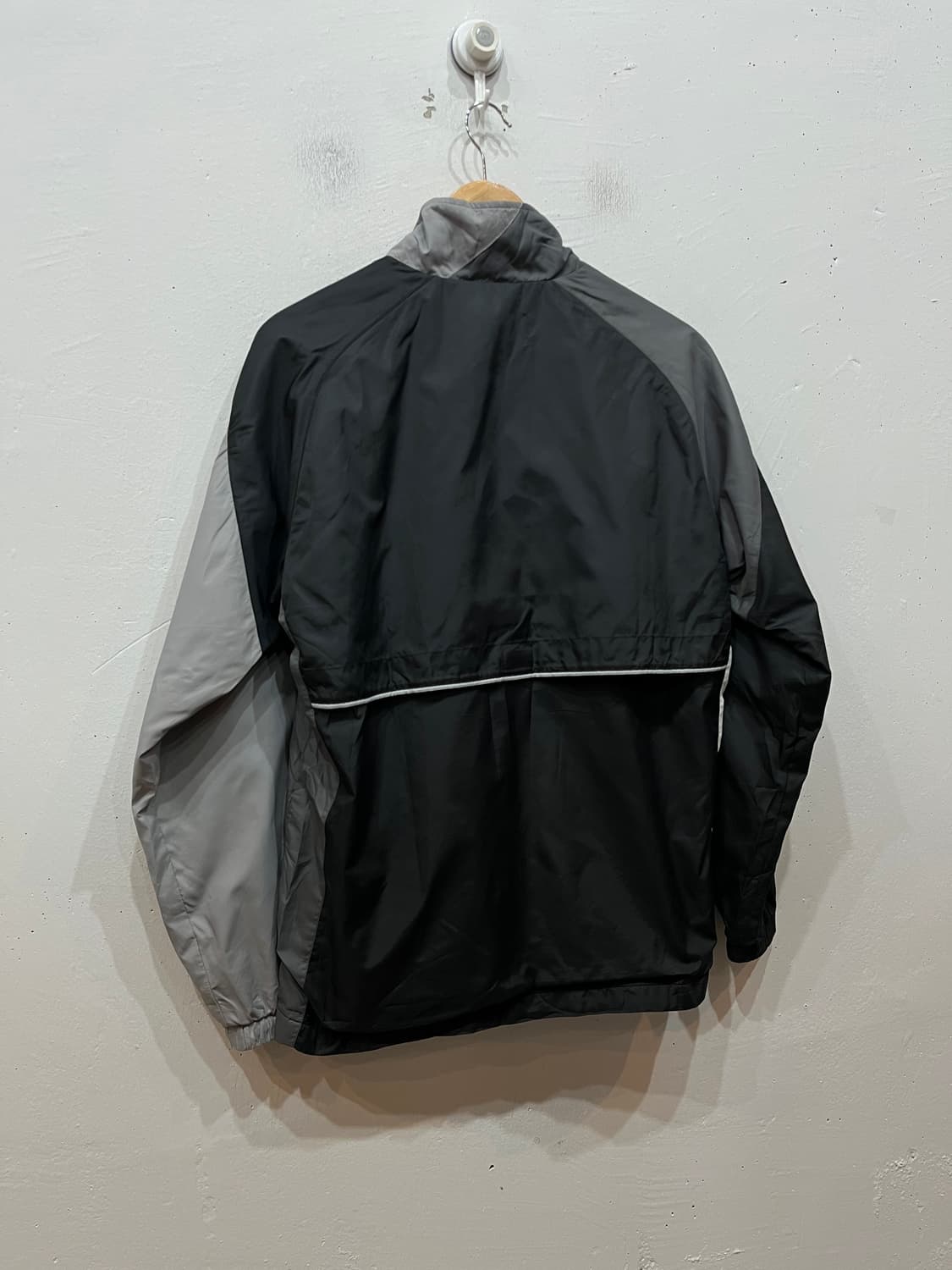 미즈노 써멀 플러스 바람막이 자켓 M 상품이미지2