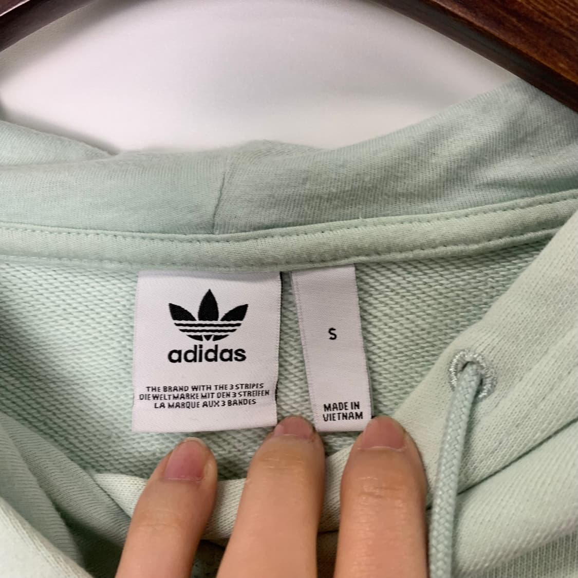 아디다스 사이드라인 화이트 크롭 후드티 상품이미지6