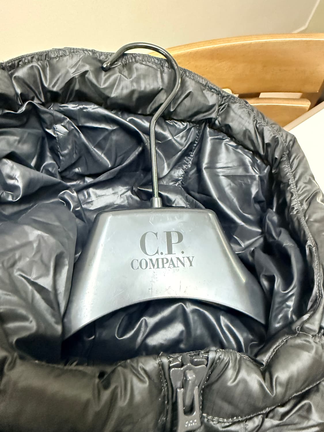 25FW CP컴퍼니 DD쉘 후드 다운 패딩자켓 블랙 M 상품이미지3