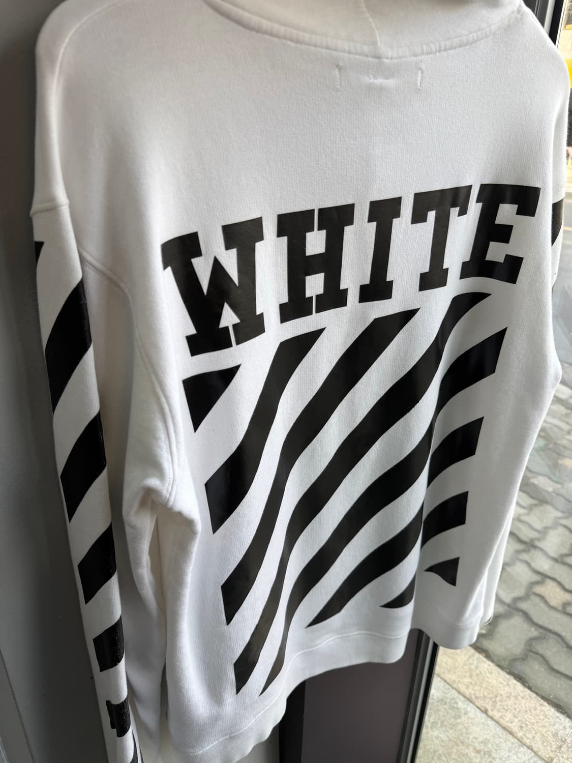 100/ 오프화이트 카라바조 프린팅 후드티 Off White 상품이미지8