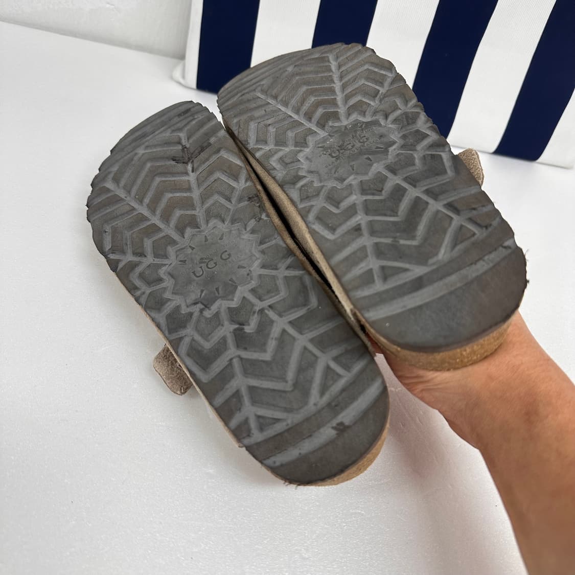 UGG 어그 스웨이드 슬리퍼 샌들 41/270사이즈 상품이미지8