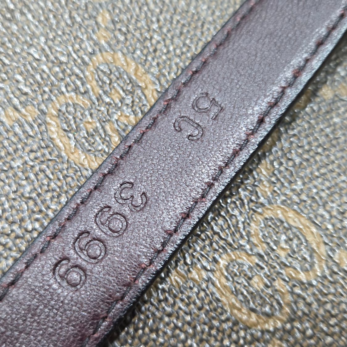 미우미우 벨트 상품이미지6