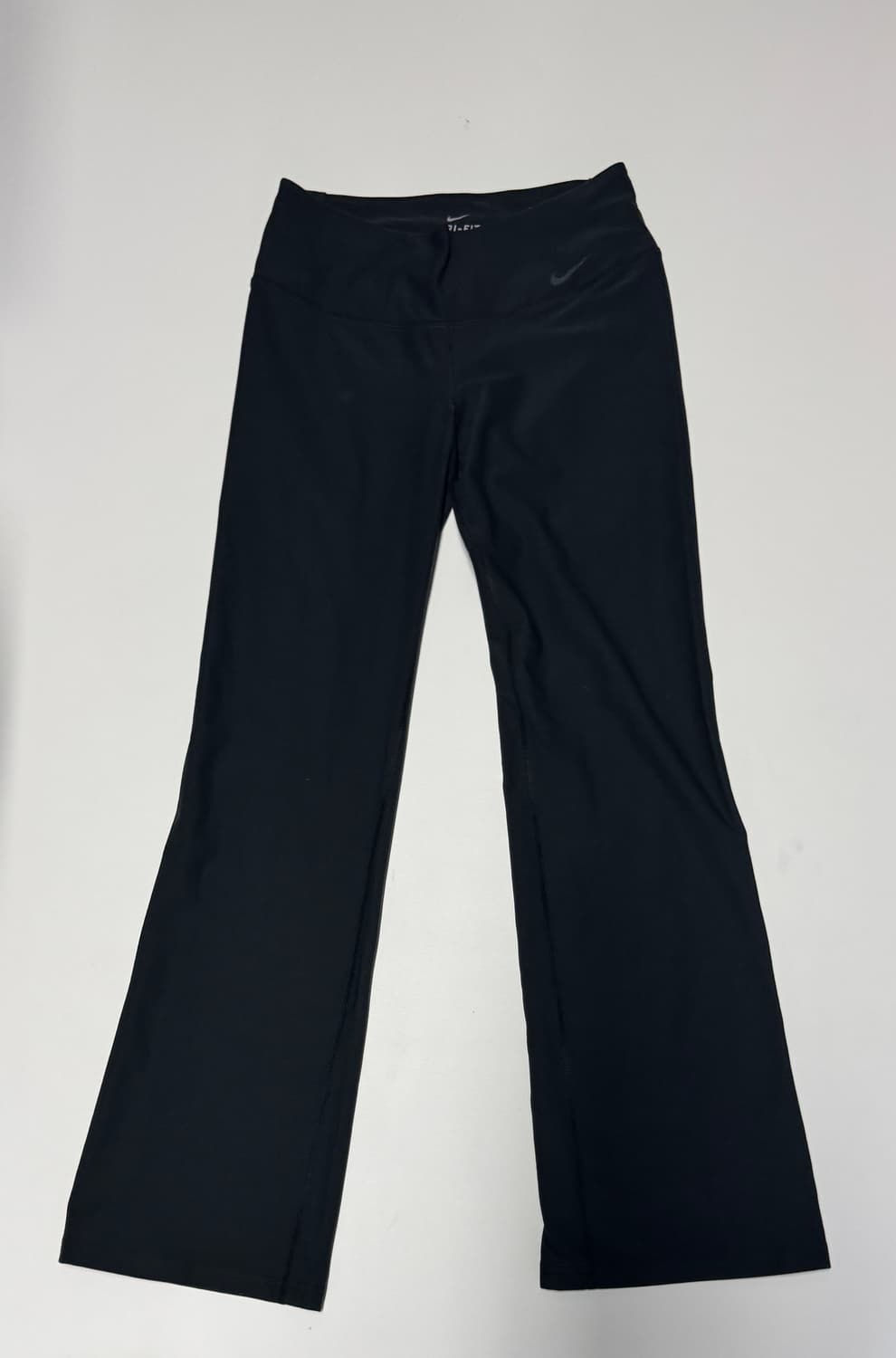여성 나이키 드라이핏 부츠컷 레깅스 팬츠 M 블랙 상품이미지1