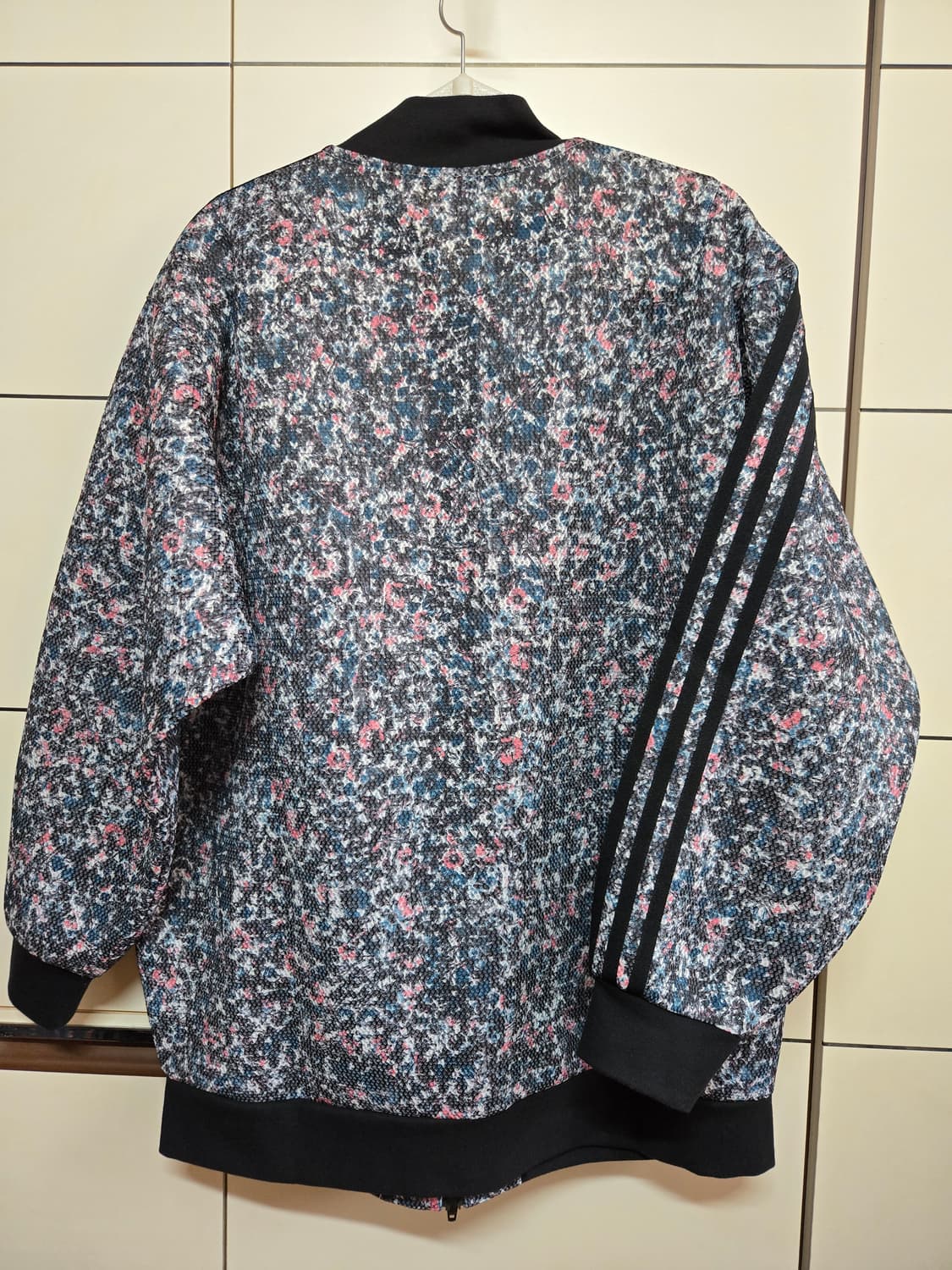 아디다스 플라워패턴 트랙탑 (택달린새상품) 상품이미지7