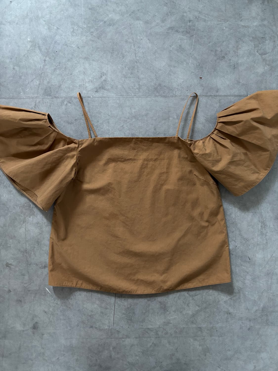 Fendi 펜디 브라운 숄더 스트랩 블라우스 상품이미지2