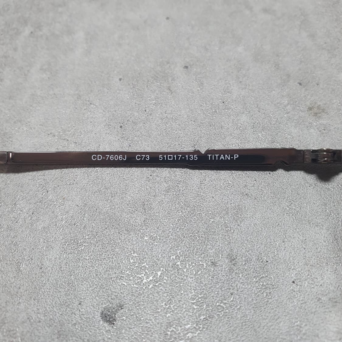 디올 CD7606J 티타늄 무테 상품이미지5